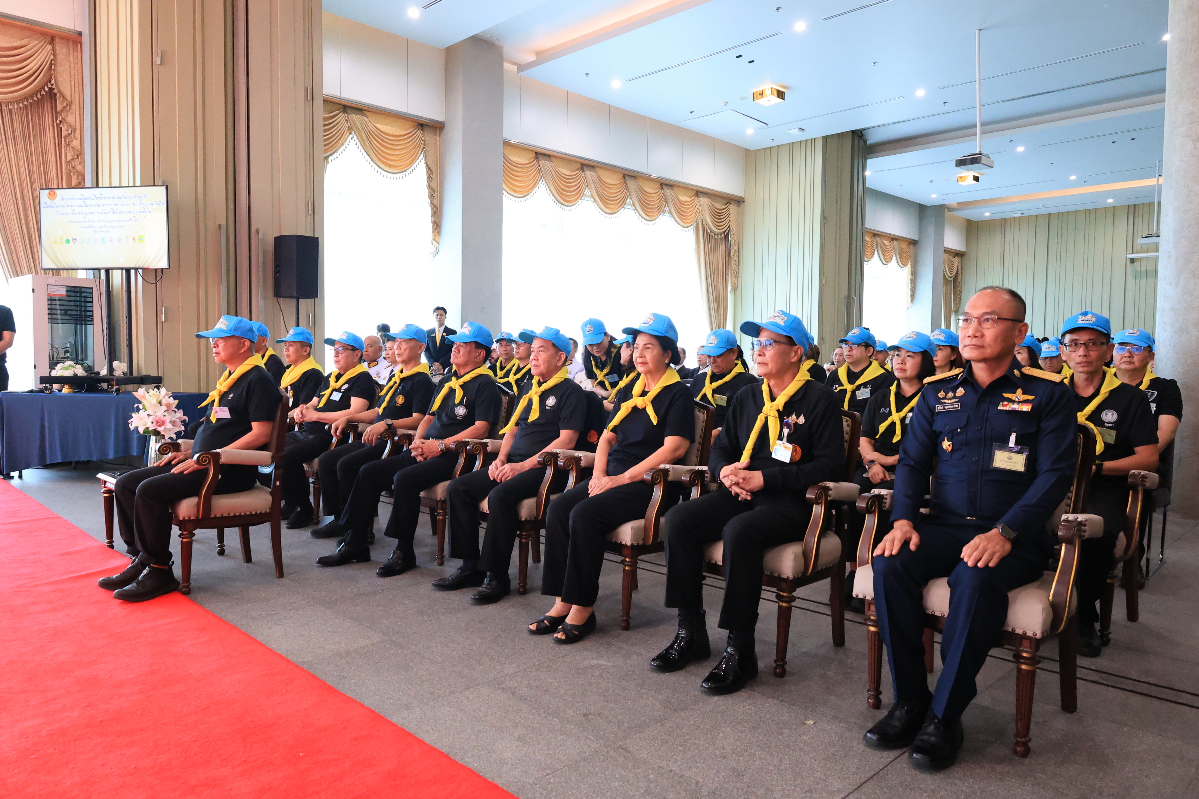 title - ส.ป.ก. ร่วมจัดงานนิทรรศการเฉลิมพระเกียรติพระบาทสมเด็จพระเจ้าอยู่หัว เนื่องในโอกาสมหามงคลเฉลิมพระชนมพรรษา 74 พรรษา 28 กรกฎาคม 2569 “ตามรอยเบื้องพระยุคลบาท น้อมสํานึกในพระมหากรุณาธิคุณ”